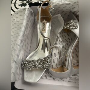 Badgley Mischka sandals